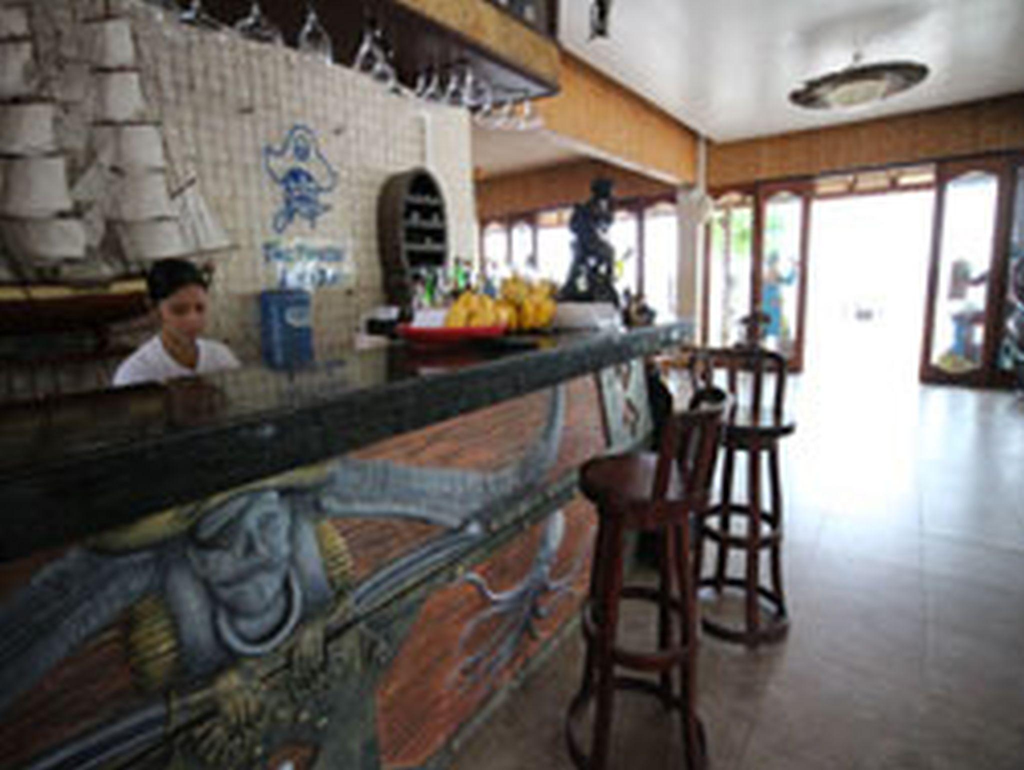 Malapascua Legend Water Sports And Resort Экстерьер фото
